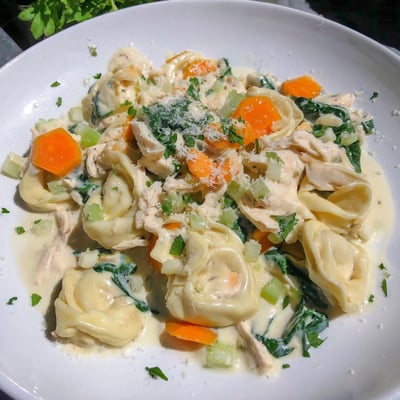 Slow Cooker Chicken Tortellini
